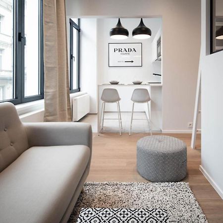 Studios Fully Equipped Near Place Stephanie 布鲁塞尔 外观 照片